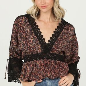 Angie Floral Black Lace Women's Top Size M New Without Tags Bohemian